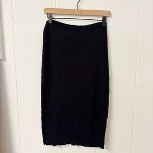 Ava Sky Hawaii Black Midi Skirt Size Medium